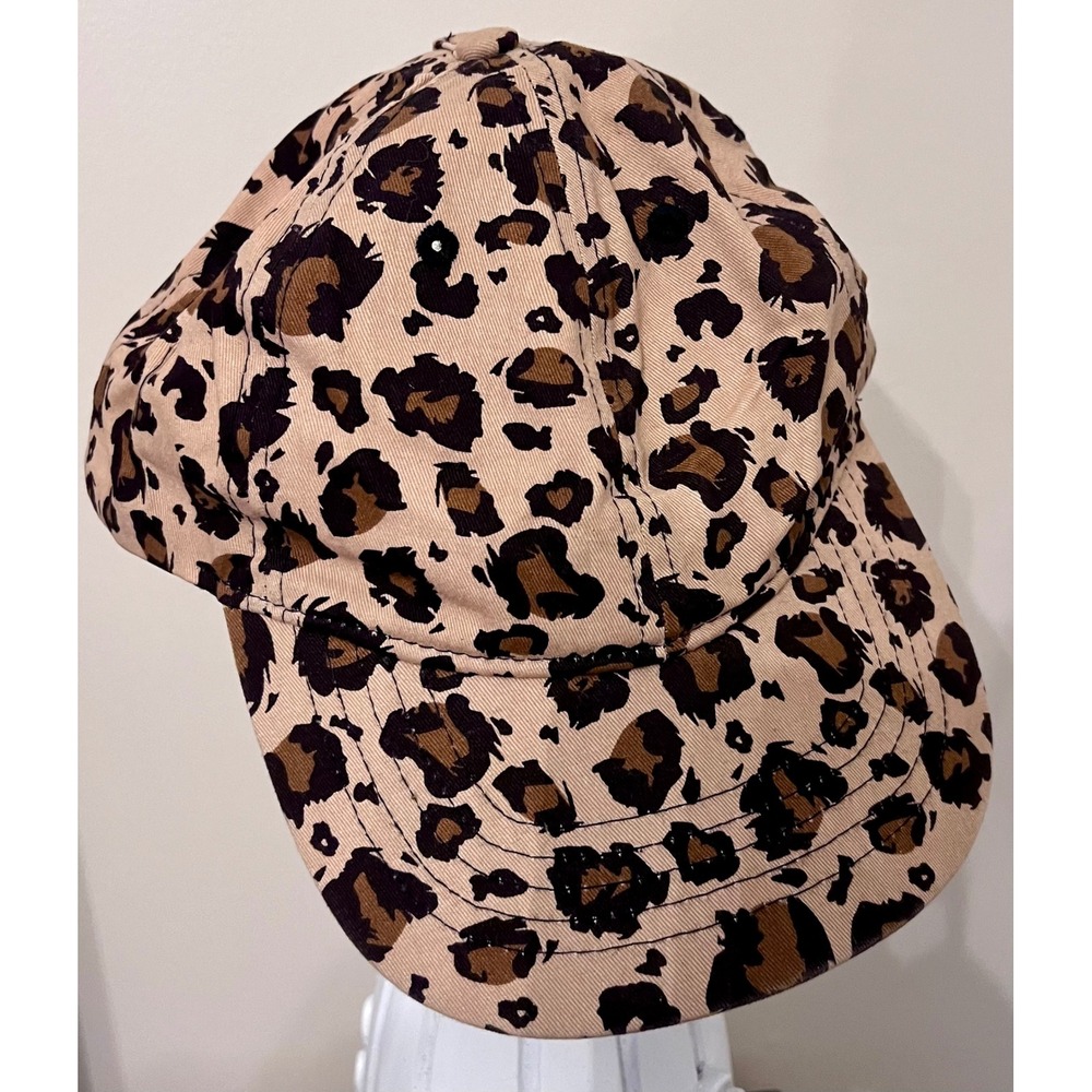 Elude Evolve Leopard Print Baseball Cap Ponytail Opening Makeup Resistant Hat
